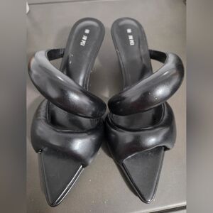 JW PEI sara Heels Black 40